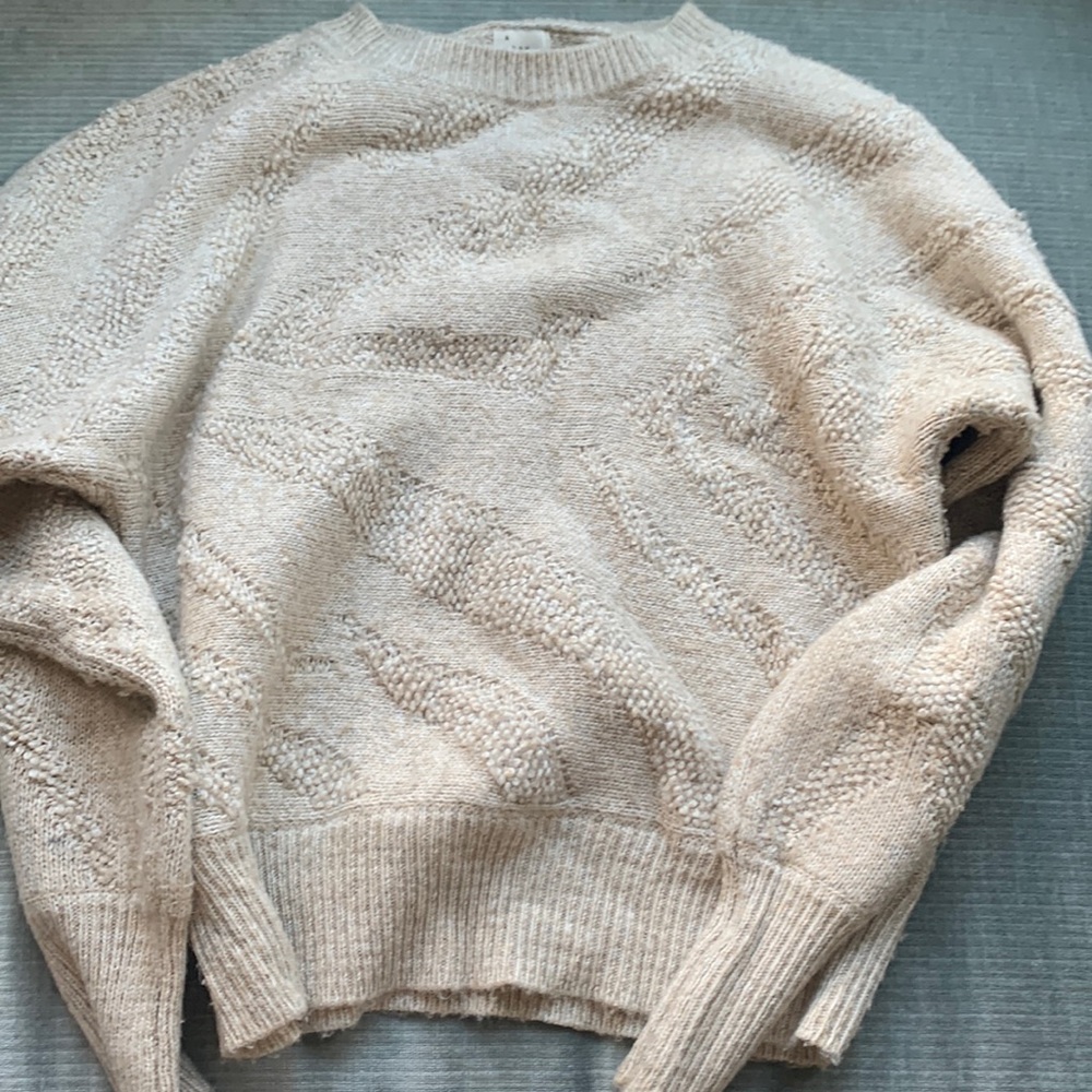 BEIGE ZEBRA PRINT SWEATER